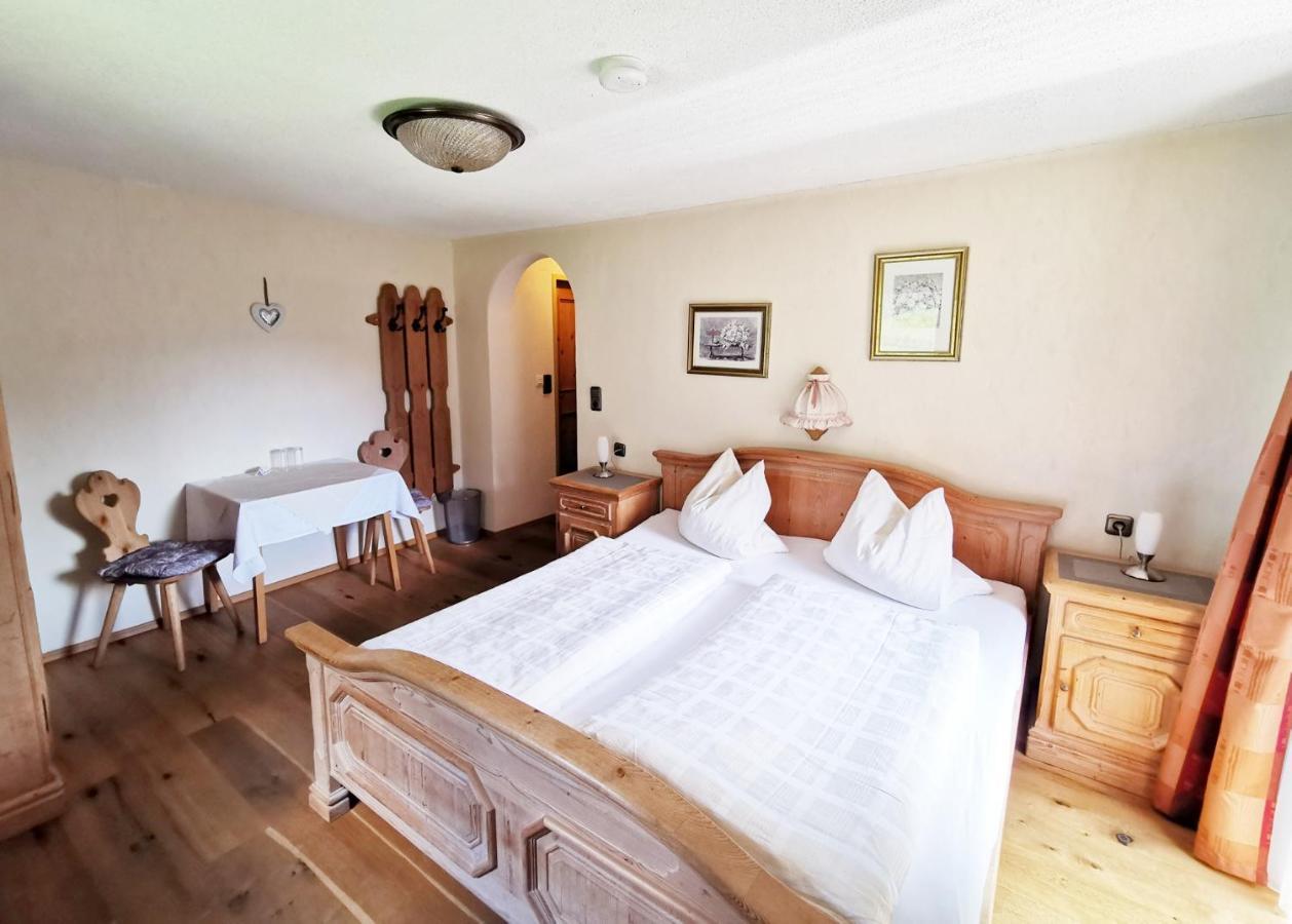 Haus Marienheim Bed & Breakfast Heiligenblut Eksteriør bilde
