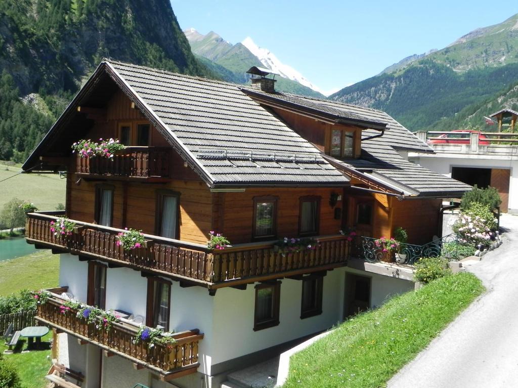 Haus Marienheim Bed & Breakfast Heiligenblut Eksteriør bilde