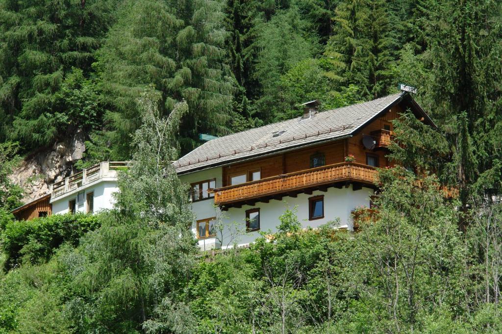 Haus Marienheim Bed & Breakfast Heiligenblut Eksteriør bilde