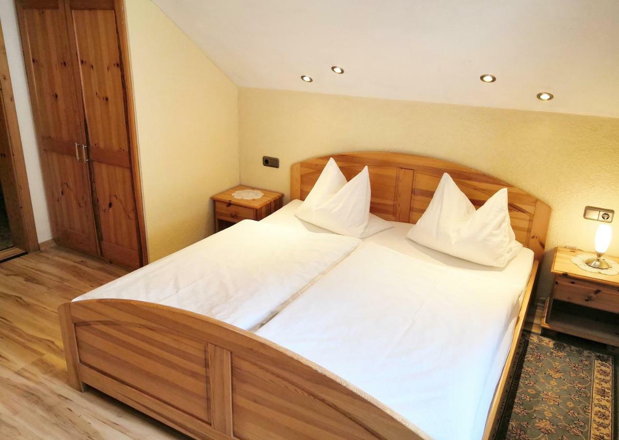 Haus Marienheim Bed & Breakfast Heiligenblut Eksteriør bilde